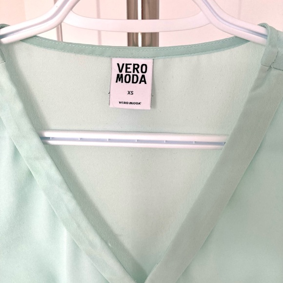 Mint Green Half Sleeve Blouse - XS - Picture 5 of 8